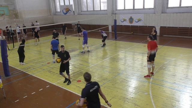 Волейбол.16 марта 2025 смотреть онлайн