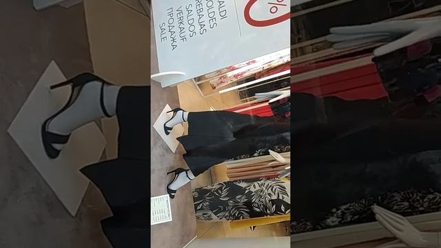 Фото с Фараоном. Витрины Милана Распродажи!