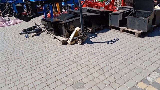 Ящики замість вантажів на МТЗ смотреть онлайн