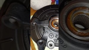 мерседес w164 замена шаровой опоры и подшипника