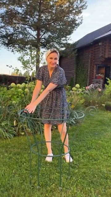 Когда ваши розы, гортензии и пионы решили расти вширь и ввысь. смотреть онлайн