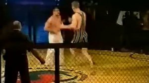 каратэ против борьбы   karate vs greek roman wrestling