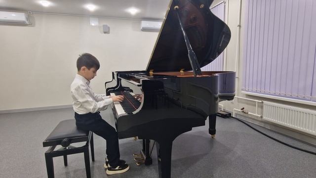 Акобян Нвер.  А. Хачатурян  ,, Скакалка 