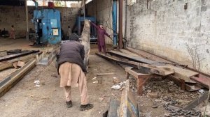 Реставрация грузовика. Пакистан.