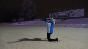 Трюки на коньках⛸️(1)
