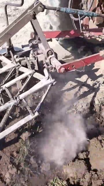 Тяжелая вспашка целины