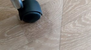 Защитный коврик для пола под компьютерное кресло.