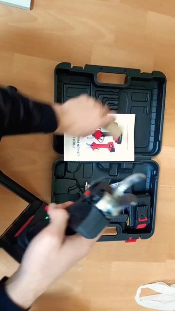 Секатор аккумуляторный для сада смотреть онлайн