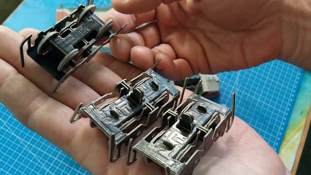 Обзор и сборка Электровоза ЭП-20" "Умная бумага" #goldenmodelli смотреть онлайн