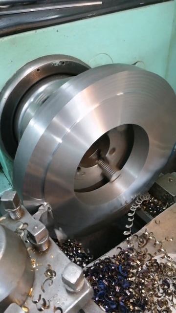 Токарная обработка. сталь 45 #metalworking #gear #cnc смотреть онлайн