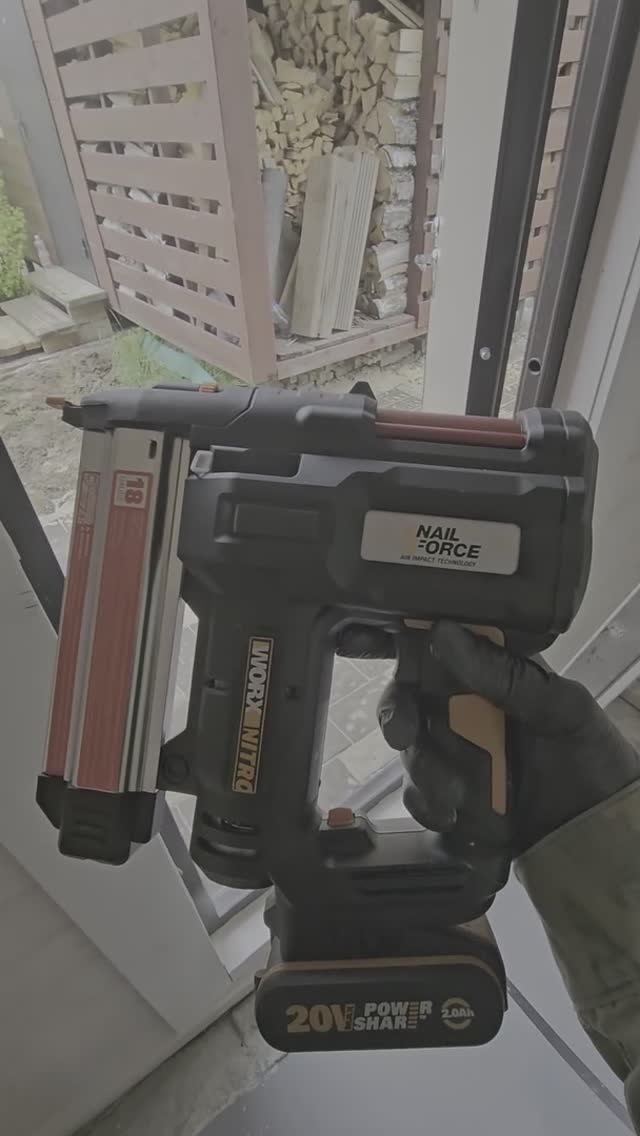 Аккумуляторный степлер WORX. смотреть онлайн