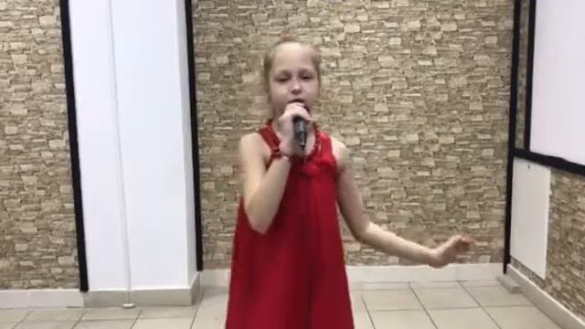 М'ячова Вікторія пісня 