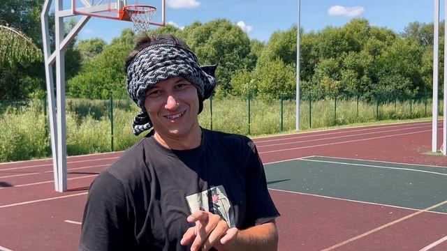 БАСКЕТБОЛ С ЗАКРЫТЫМИ ГЛАЗАМИ. ЗАБИЛ ПОСТЕР? #баскетбо смотреть онлайн