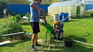 Измельчитель ботвы помидор, корнеплодов и овощей.