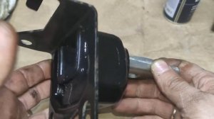 Замена левой опоры двигателя.