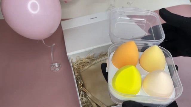 Подарочный набор косметичка и спонжи для макияжа смотреть онлайн