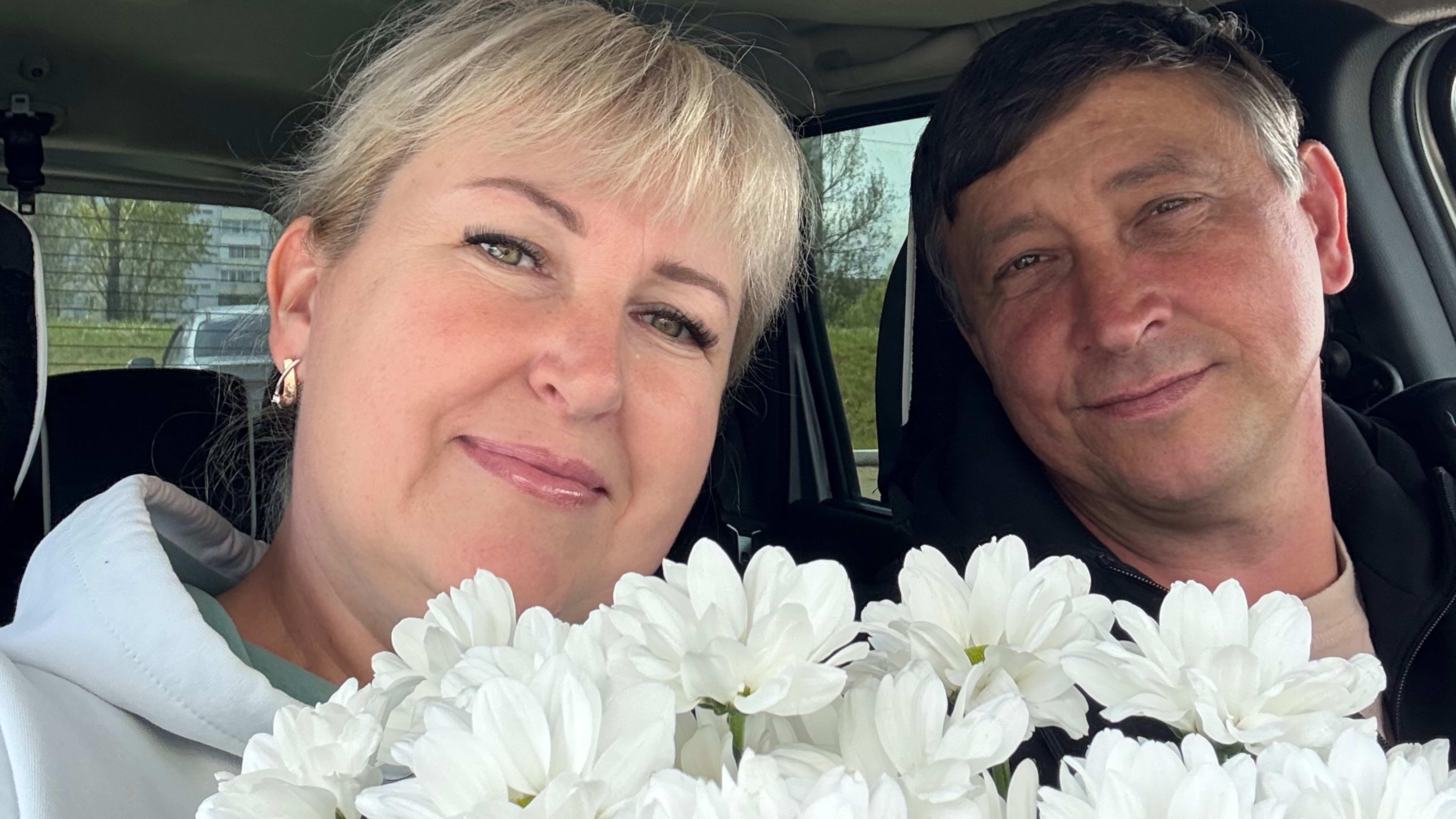 Приехал МУЖ. Вдвоем работать веселее 😅. На УЖИН будет МЯСО🥩🍗 смотреть онлайн