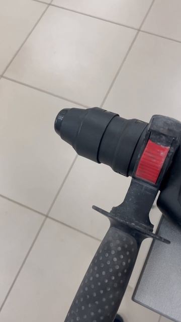 Перфоратор Bosch 2-28 5990