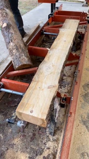 Пилорама WoodMizer LX 55 работает #деревообработка #пилорама смотреть онлайн