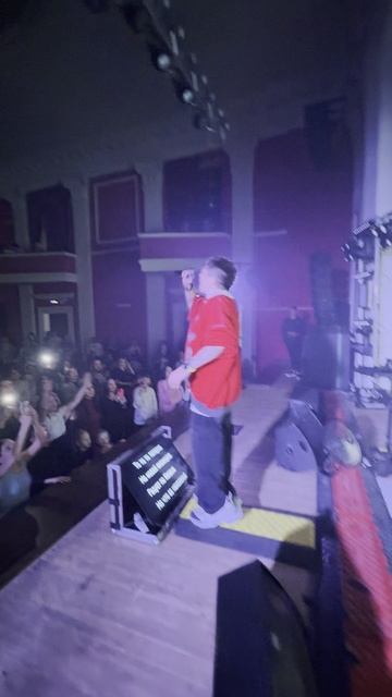 Октябрьский🔥 Как же круто снова быть здесь, среди вас! смотреть онлайн