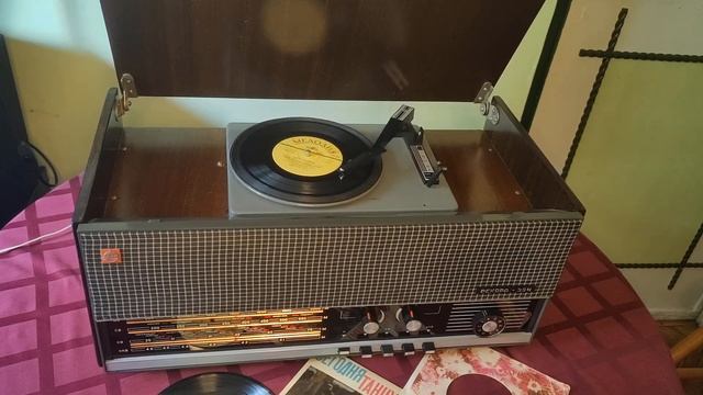 Рекорд 354  Старая пластинка