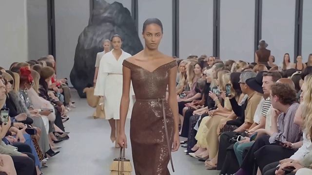 Michael Kors Нью-Йорк мода весна лето 2025 | Одежда и аксессуар