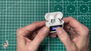 HOCO EW73 - БЕСПРОВОДНЫЕ НАУШНИКИ С ДИСПЛЕЕМ