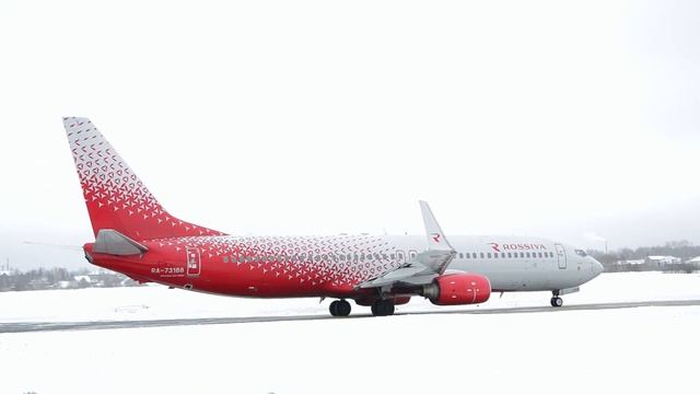 Взлёт ✈ Boeing 737-800 | RA-73188 | Rossiya Сыктывкар (SCW) - Москва (SVO)
