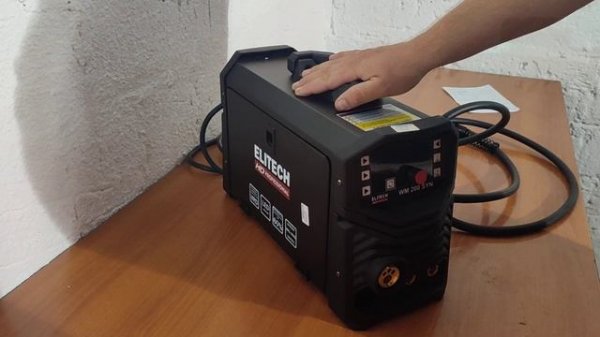 Cварочный инвертор  ELITECH HD WM 200 SYN Заводской брак