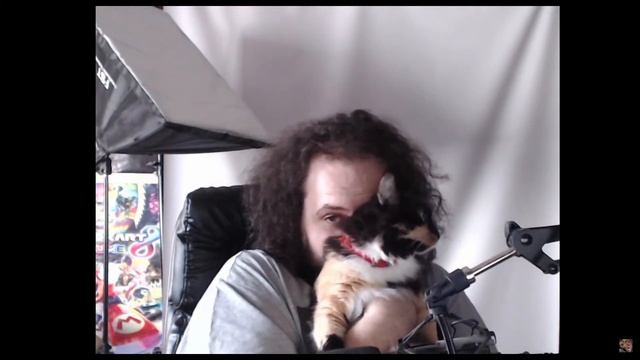 Бэбэй прячется от донатеров смотреть онлайн