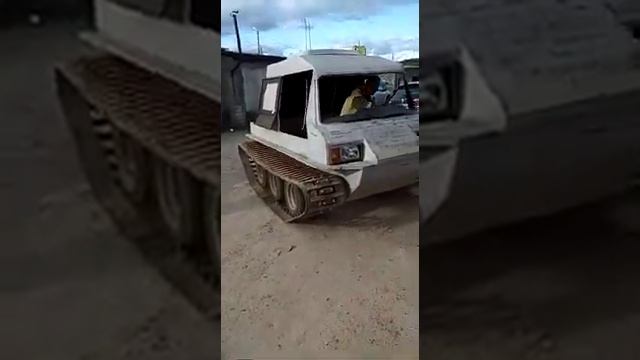 Первый выезд самодельного гусеничного вездеход "КАЙМ? смотреть онлайн
