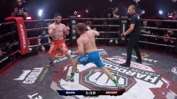 Сумасшедший полный бой ФАРА дерется с ВЕНОМОМ