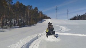 буран в глубоком  снегу