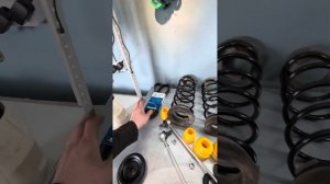 Hyundai Solaris на замену передних и задних стоек амортизато?