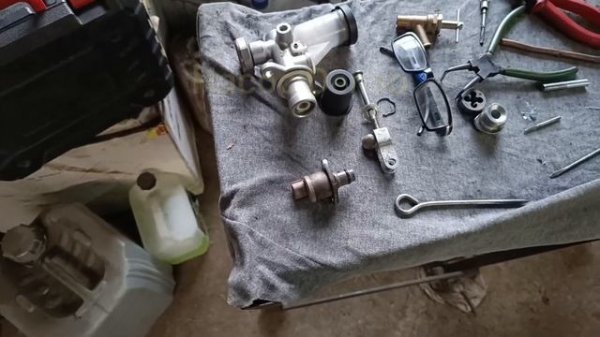 Регулятор давления топлива Nissan NP300. Неисправность топ?