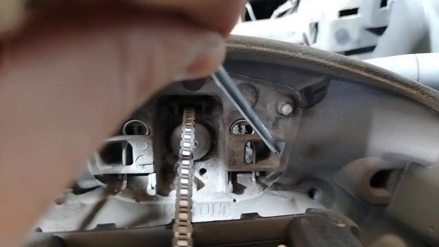 Снятие подушки безопасности и руля Ниссан Альмера G15 смотреть онлайн