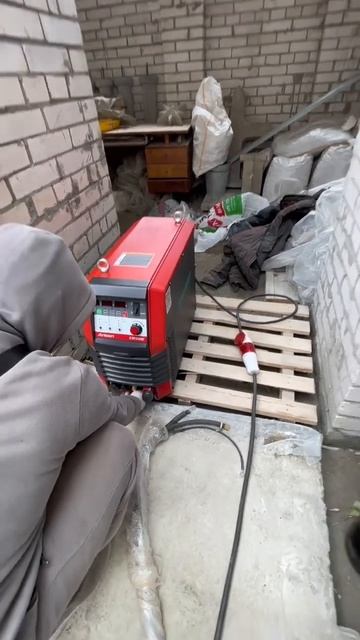 Подготовка к сварке 1ч #сварка #welding #строительство #бар смотреть онлайн