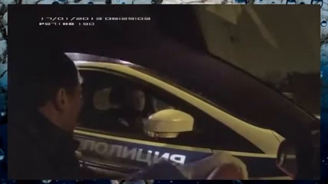 Подборка смешных приколов с МЕНТАМИ! МЕНТАМИ, ПОЛИЦИЯ, МИЛИЦИЯ! Приколы на дороге! смотреть онлайн