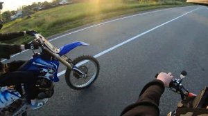 жесткий тест драйв yamaha yz 250 на заднем колесе | стант на ?