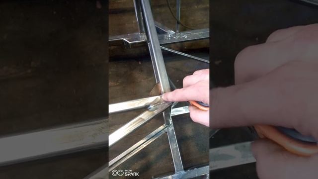 Варим раму на вездеход, подобие вездехода Лесник. смотреть онлайн