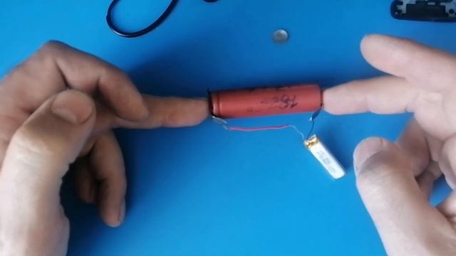 Замена аккумулятора в блютуз гарнитуре.