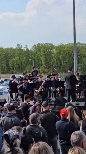 Ария - Улица роз, кавер с эстрадным оркестром #metal #asgart #music #orcestra #cover #оркестр #ария смотреть онлайн