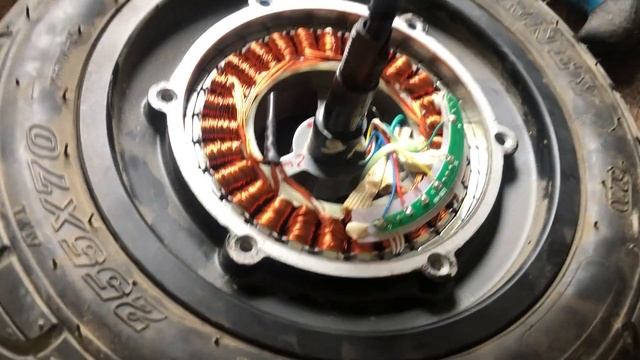 Смазка подшипника переднего колеса и герметизация Эл?