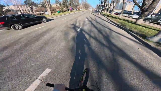 СТАНТ НА ВЕЛОСИПЕДЕ ПО КРАСНОДАРУ/ПРИЕХАЛ ПРОСТО РАЙД смотреть онлайн