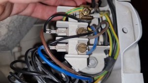 Стиральная машина дымит, воняет, сгорел конденсатор