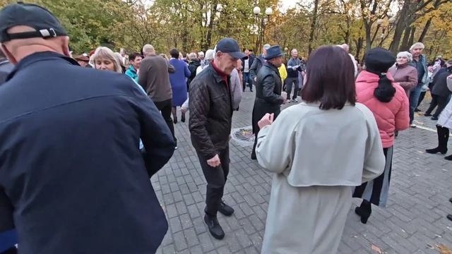 27.10.24г..."Роза Алая Моя"... Борис Шварцман... звучит на тан? смотреть онлайн