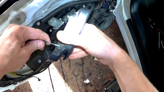 [КРАТКО] Как снять обшивку двери Mazda 6 (GH) ➤ Пошаговое ру смотреть онлайн