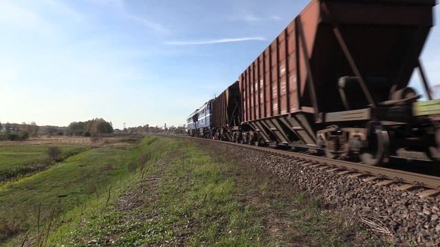Тепловоз 2ТЭ116-1494 близ ст. Тукумс-2 / 2TE116-1494 near Tukums-2 station смотреть онлайн