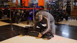 Электросамокаты NAVEE V40 и NAVEE V50. Обзор и сравнение.