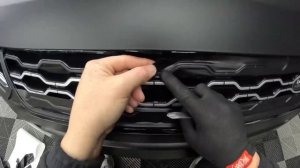 Оклейка решетки радиатора виниловой пленкой